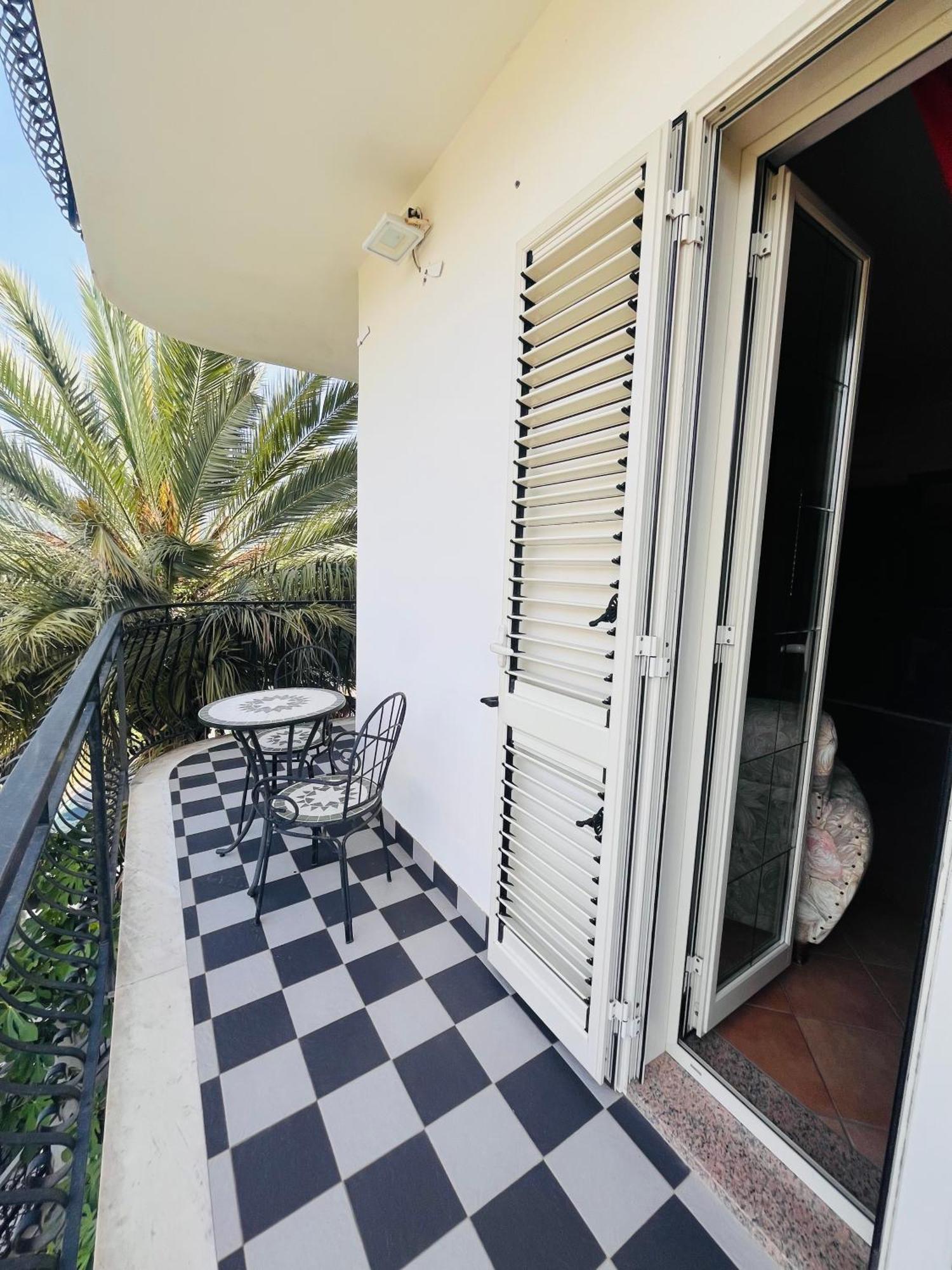 Ciuscia Bed & Breakfast Калатабиано Екстериор снимка