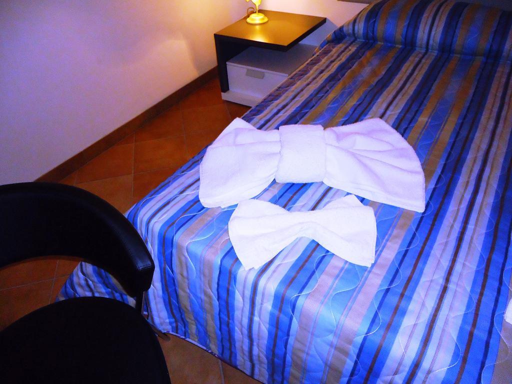 Ciuscia Bed & Breakfast Калатабиано Стая снимка
